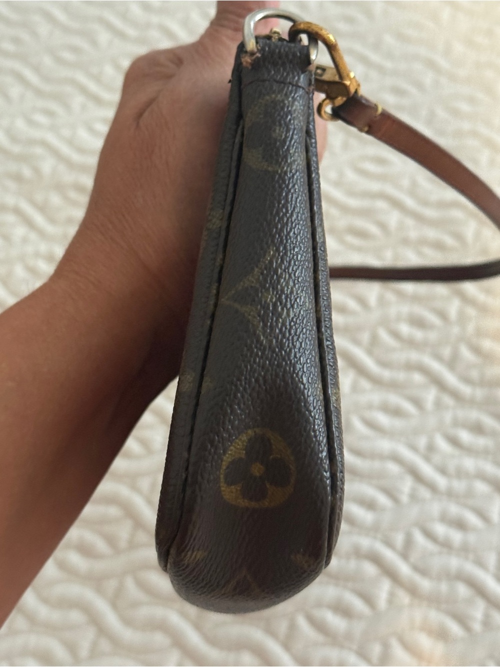 Louis Vuitton Monogram Canvas Mini Shoulder Bag in Brown with Gold Hardware - Picture 5 of 9